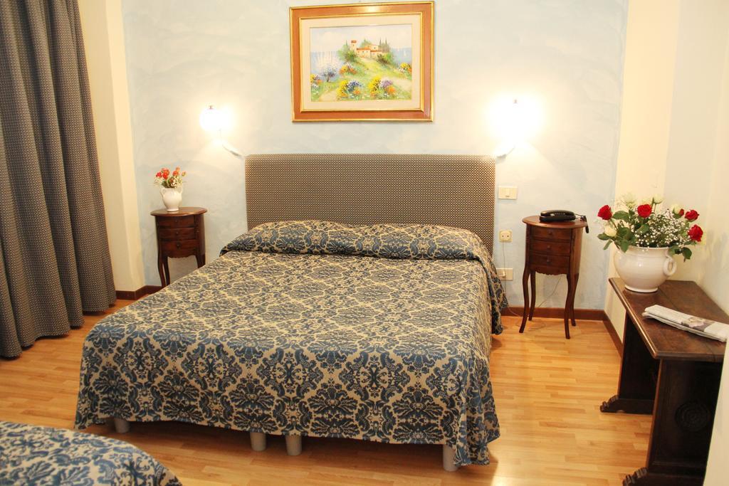 Gemini Camere E Suites Grosseto Eksteriør billede