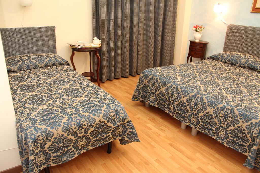 Gemini Camere E Suites Grosseto Eksteriør billede